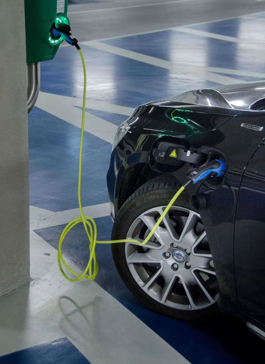 Brampton electric vehicle towing service