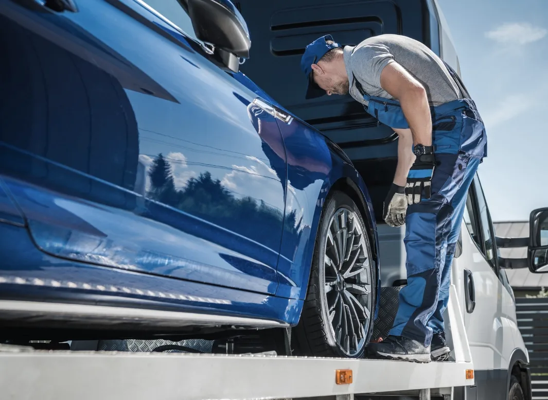 Brampton local tow truck loading vehicle